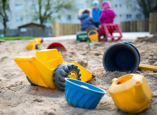Arsenbelasteter Kita-Boden soll abgetragen werden -