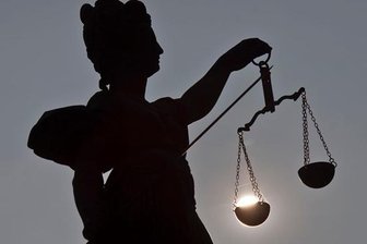 Attacke auf Joggerin im Chemnitzer Stadtpark: 31-Jähriger wird wegen versuchten Mordes angeklagt - 