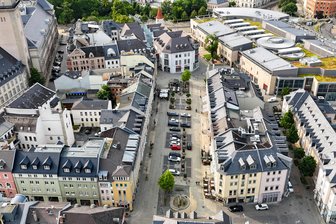 Auch wegen 24-Stunden-Automatenläden: Plauener Alkoholverbotszone soll erweitert werden - welche Bereiche betroffen sind - Auf dem Klostermarkt soll der Konsum von Alkohol außerhalb von Lokalen künftig verboten sein.