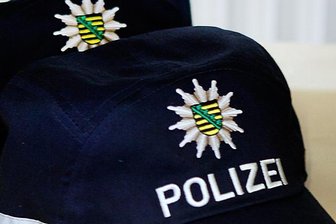 Audi überschlägt sich auf der Bernsdorfer Straße -