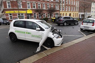 Audi und Seat kollidieren auf Zschopauer Straße -