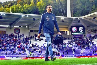 Aue-Coach unter Druck: Rotieren erlaubt, Verlieren verboten - "Wir müssen uns immer am Limit bewegen, wenn wir in dieser Liga bestehen wollen", sagt Aues Trainer Daniel Meyer. Beim zurückliegenden Heimspiel gegen Sandhausen war davon nichts zu sehen, die Gäste verließen als Sieger das Stadion.