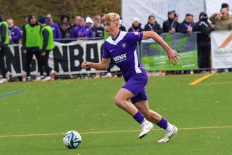Aue-Nachwuchstalent Domenic Köppel: Der Traum von der großen Fußballbühne - Domenic Köppel feierte mit erst 16 Jahren sein Pflichtspiel-Debüt bei den Profis des FC Erzgebirge Aue. Foto: Dennis Hambeck