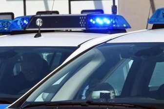 Aue: Polizei findet Drogen und Bargeld in Wohnung - 