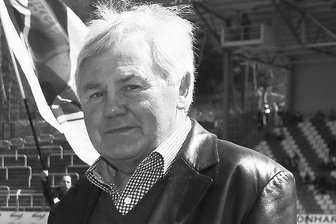 Aue-Urgestein Lothar Schmiedel gestorben - Lothar Schmiedel ist im Alter von 76 Jahren gestorben.