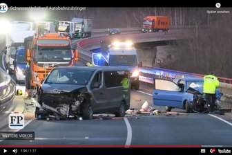 Auer Zubringer nach Unfall für mehrere Stunden gesperrt -