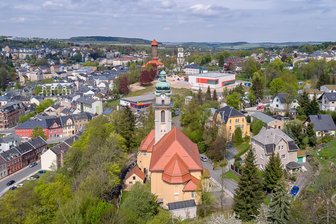 Auerbach bringt Bürgerstiftung auf den Weg: Wer davon profitieren könnte - Die Stadt Auerbach soll eine eigene Bürgerstiftung bekommen. Dem hat der Stadtrat zugestimmt. Mit der Stiftung sollen Extras für die Bürger finanziert werden, die sonst nicht berücksichtigt werden könnten.