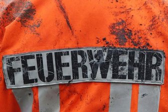 Auerbach: Rentner bei Wohnungsbrand verletzt -