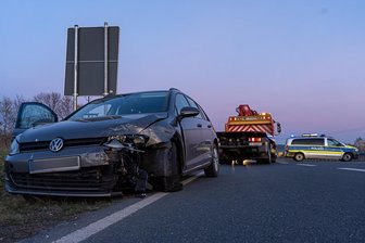 Auerbach: VW und Audi kollidieren auf Kreuzung -