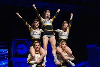 Auerbacher Cheerleader verlängern Saison und werden belohnt - Die Devils Dynamite kämpften sich bei den Elite Cheerleading Championships auf den vierten Platz.