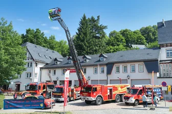 Auerbacher Drehleiter muss zur Reparatur – Was heißt das für den Brandschutz? - Auerbachs Drehleiter wird zurzeit in Rheinland-Pfalz repariert.