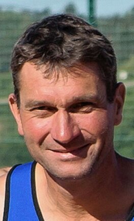 Auerbacher läuft  44.393 Kilometer - Ringo Straßburg vom SV Blau-Weiß Auerbach.