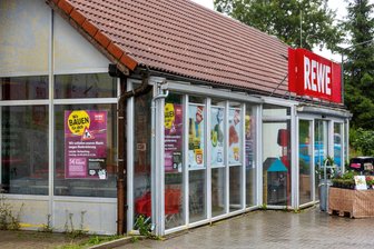 Auerbacher Rewe schließt: Was die Kunden ab September dort erwartet - Stammkunden wissen schon Bescheid: Mitte August schließt der Rewe für fünf Wochen.
