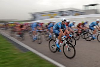 Auf dem Sachsenring werden die Landesmeister im Straßenradsport ermittelt - Am Sonntag gehört der Sachsenring wieder den Radsportlern.