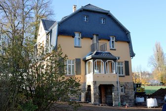 Auf den Spuren Karl Schmidt-Rottluffs: Wo der Maler lebte, lernte - und mal einkehrte? - Das frisch sanierte Elternhaus von Karl Schmidt-Rottluff an der Limbacher Straße 382 in Chemnitz steht kurz vor seiner Eröffnung als neues Museum.
