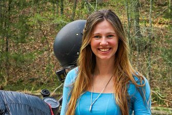 Auf der Flucht ins Glücklichsein: Das große Interview mit "Affe auf Bike" -