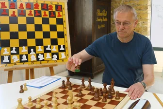 Auf der Jagd nach dem „Bauerndiplom“: Schach-Schnupperkurs für Ferienkinder im Erzgebirge - Volker Berndt vom SC Annaberg-Buchholz veranstaltet ab 21. Juli einen Schach-Schnupperkurs für Ferienkinder.