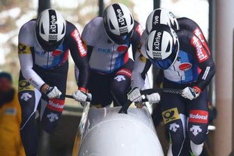 Auf der Suche nach dem Olympia-Bob - Francesco Friedrich, Candy Bauer, Martin Grothkopp und Thorsten Margis bringen den Viererbob beim Europacuprennen in Königssee auf Tempo. Der Wettkampf endet für das Quartett auf Platz zwei.