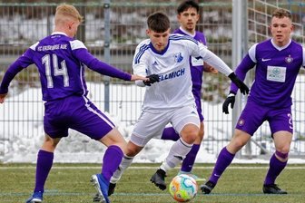 Auf der Suche nach verlorenen Punkten - Auf Offensivkraft Daniel Böttcher (am Ball) lastet beim VfB Empor Glauchau nun mehr Druck. 