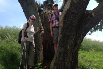 Auf, du blinder Wandersmann! - Leben mit Handicap: Beate Gill und Johannes Haase.