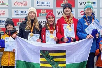 Auf ungewohntem Terrain - Für Edelmetall - wie hier jüngst bei den Deutschen Jugendmeisterschaften in Altenberg - könnte WSC-Athletin Laura Löschner (2. v. l.) sorgen.