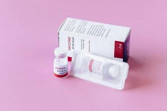 Auf welche Covid-Medikamente Ärzte hoffen - Pharmafirmen weltweit arbeiten aktuell an hunderten Wirkstoffen, um Covid-19 zu bekämpfen.