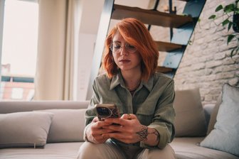 Auf Wohnungsbetrug hereingefallen? Das ist jetzt zu tun - Wer auf Fake-Inserate reinfällt, sollte sofort sein Konto sperren, Anzeige erstatten und alle Mails und Screenshots sichern.