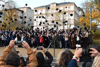 Auf zu neuen Ufern: 625 Absolventen der Hochschule Mittweida feiern ihren Abschluss - 