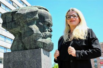 "Aufgeben ist keine Option": Wie Susanne Schaper die Linke in Sachsen retten will - "Jetzt erst recht": Die Chemnitzerin Susanne Schaper will die Linke 2024 in die Landtagswahl führen. 