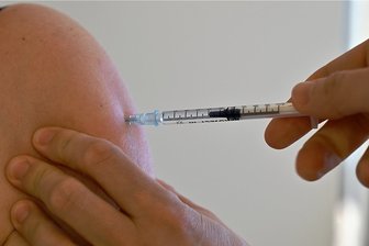 Aufgeflogener Massenimpfling holte sich in Sachsen sogar 95 Spritzen ab - Mindestens 95 Corona-Impfungen soll sich ein Mann in Sachsen geholt haben. 