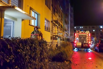 Aufregung in Plauener Mehrfamilienhaus: Warum ein Keller brannte - In der Plauener Dörffelstraße brannte Dienstagabend ein Keller.