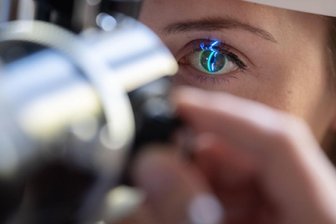 Augenärzte: Modell soll Lage entspannen - Derzeit ist es unmöglich, noch in diesem Jahr einen Termin beim Augenarzt in der Region zu bekommen. 