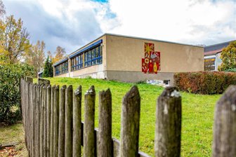 Augustusburg: Arzt-Praxis-Projekt hängt an Finanzierungshürde - Das frühere Kindergartengebäude in Augustusburg soll zu einer Haus- und Facharztpraxis umgebaut werden. Die Genehmigungen liegen vor, doch die Finanzierung des Vorhabens ist schwierig.