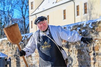 Aus Freiberg nicht wegzudenken: Wie Braumeister Michael vom NVA-Soldat zum Bierführer wurde - Thomas Milenz alias Braumeister Michael startet an diesem Samstag zur 1000. Bierführung in Freiberg. Diese ist ausgebucht, aber die 1000. wird nicht die letzte Führung gewesen sein. 
