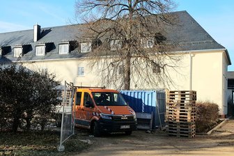 Aus für Gerüchteküche in vogtländischer Stadt: Doch kein Pool und keine Sauna für Veranstaltungshalle - Zu einer Wellness-Oase bauen Firmen die denkmalgeschützte Goethehalle nicht um.