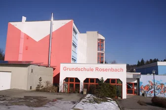 Aus Sicherheitsgründen: Grundschule Rosenbach erhält Telefonanlage mit Kamera - Die Grundschule Rosenbach erhält eine neue Klingelanlage mit Videoüberwachung.