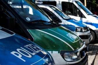 Auseinandersetzung im Stadthallenpark eskaliert - zwei Personen verletzt -