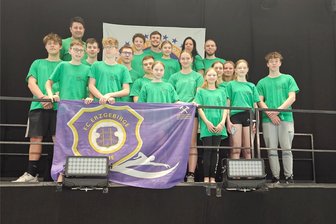 Ausflug in den hohen Norden macht sich für Auer Schwimmer bezahlt - Die Auer Delegation beim Danish Swim Cup in Esbjerg.