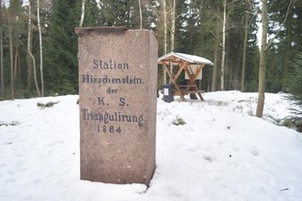 Ausflug zum höchsten Punkt des Landkreises - Der Hirschenstein im Hartmannsdorfer Forst.