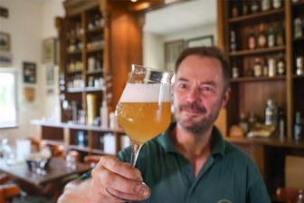 Ausgezeichneter Braumeister zieht sich aus Chemnitz zurück - Michael Friedrich kann auch mit seinen Augen schmecken. Der 55-Jährige ist amtierender Deutscher Meister unter den Biersommeliers.