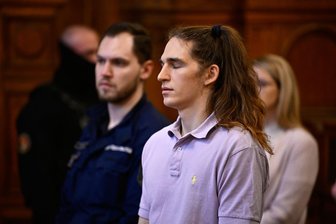 Auslieferung aus Deutschland: Mehr Rechte für Betroffene - Im Fall von Maja T. entschied das Bundesverfassungsgericht, dass die Auslieferung an Ungarn so nicht hätte stattfinden dürfen. (Archivbild)