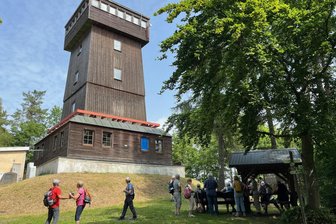 Aussichtsturm Kapellenberg beendet die Saison - Am Aussichtsturm Kapellenberg bei Schönberg endet am Reformationstag die Saison.