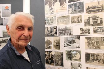 Ausstellung in Rothenkirchen wandelt auf den Spuren der Enteignung von Wella - Auf zwei der Gruppenfotos ist Günter Bäuerle als Grundschüler zu sehen. Vor 70 Jahren war er im Londa-Ferienlager.