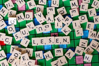 Ausstellung über Analphabetismus eröffnet - 