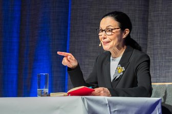 Ausverkaufte Veranstaltung in Stollberg wird verschoben - Katrin Weber, hier bei einer Lesung in Rodewisch, wird bald nach Stollberg kommen.