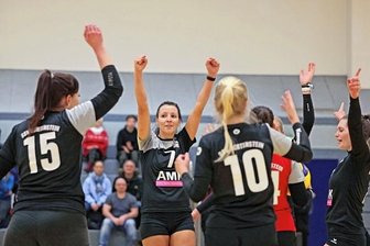 Auszeit ebnet Weg zum ersten Heimsieg - Jubel, Trubel, Heiterkeit: Die Lichtensteiner Volleyballerinnen ließen im Heimspiel gegen Jena nichts anbrennen und konnten einen letztlich ungefährdeten Sieg feiern.