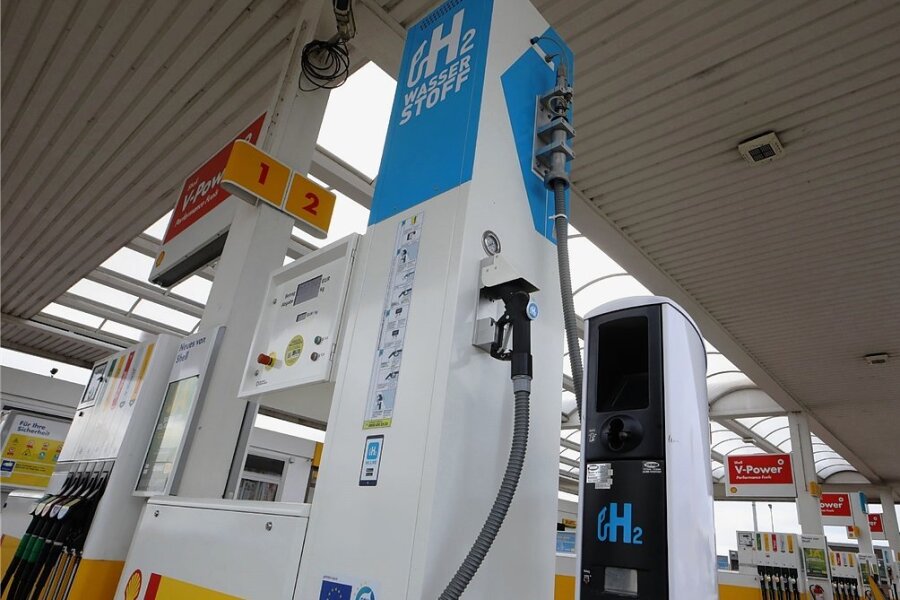 Auto-Kongress in Zwickau: Etwas Wasserstoff gefällig? - In Meerane gibt es schon eine Wasserstofftankstelle. Ist das die Zukunft der Autoindustrie? 