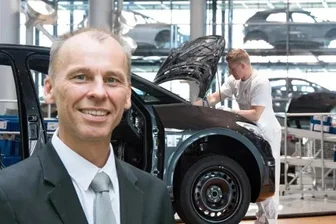 Auto-Professor über VW-Produktion in der Gläsernen Manufaktur: "Weder kostendeckend noch effizient" -