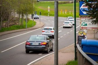 Autobahnzufahrt in Oberlichtenau ab kommenden Montag gesperrt - Der Kreuzungsbereich an der Brettmühle in Chemnitz/Oberlichtenau soll ab kommenden Montag für zwei Wochen gesperrt werden. Weiträumige Umleitungen sind geplant. 