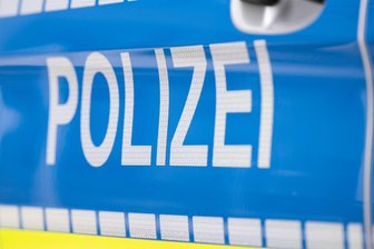 Autofahrer streamte den eigenen Unfall live ins Netz - Ein Autofahrer soll seinen Unfall live im Steam ins Netz übertragen haben.(Symbolbild)